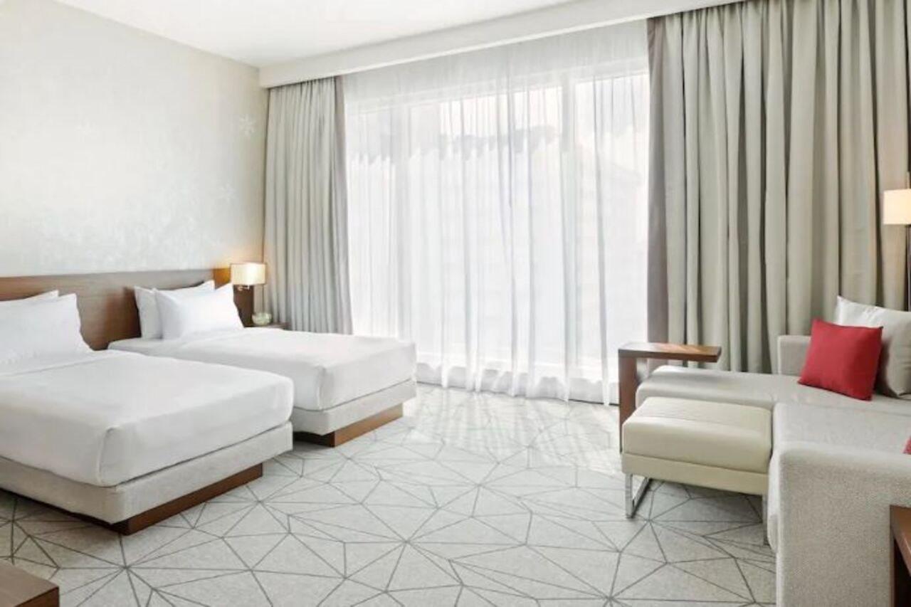 Hyatt Place Dubai Al Rigga Residences Екстериор снимка